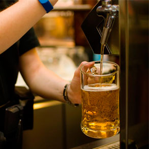 Grifos de cerveza: algo que no debe faltar en tu bar