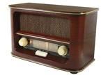 Radio Clásica. Radio clásica acabado en madera