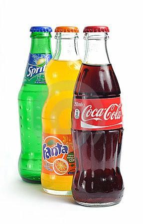 Refrescos. Coca-Cola, light, zero, Fanta, Sprite, TaB
