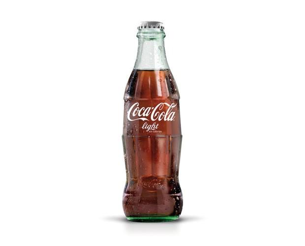 Coca-Cola Light. Lanzada al mercado en el año 1982