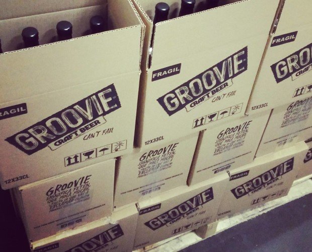 Cajas Groovie. Cajas de cerveza Groovie guardadas en cámara frigorífica a menos de 6º
