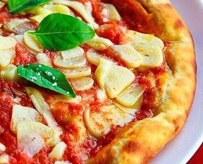 Pizzas italianas. Elaboras con materias primas provenientes de Italia