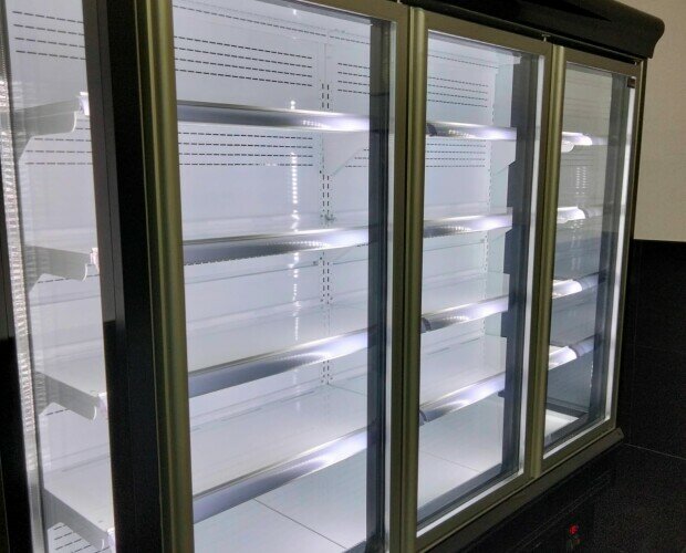 Armario expositor refrigerado. Armarios expositores refrigerados de 1 a 4 puertas.o cortina. Desde 60cm a 250cm