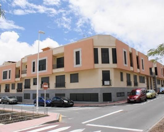 47 Viviendas. Edificio Betanzos con 47 Viviendas para Ateron Canarias