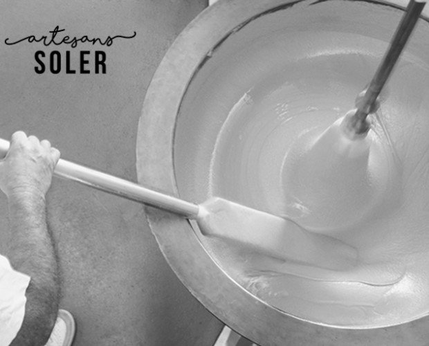 Maestros heladeros. El proceso de fabricación es lo más delicada de la producción artesanal de helados