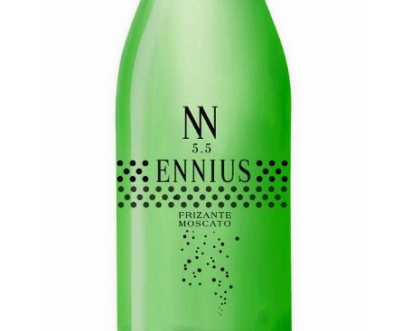 Ennius Tonic. Frizzante tonificante elaborado con uva Moscato. Color verde