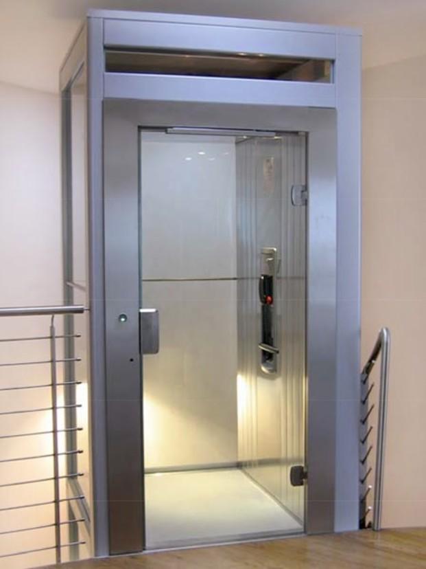 Elevador vertical - Puerta todo vidrio. Elevador Unifamiliar en Asturias