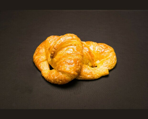 Croissant. La mejor bollería fresca la tenemos en Amaya