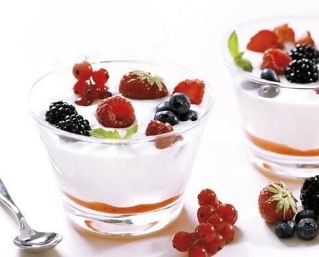 Crema de yogurt. Nuestra crema de yogur está hecha con materias primas cuidadosamente seleccionadas y sin grasas hidrogenadas