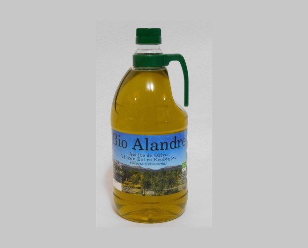 Envase PET de 2 Litros. Más de 40 años de pasión por un aceite de oliva natural