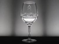 Cristalería. Grabación de nombre en copa de vino para bares